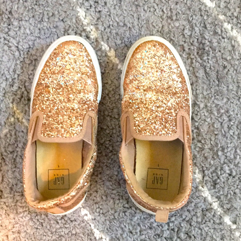 ✨Sparkly Slip on vans✨